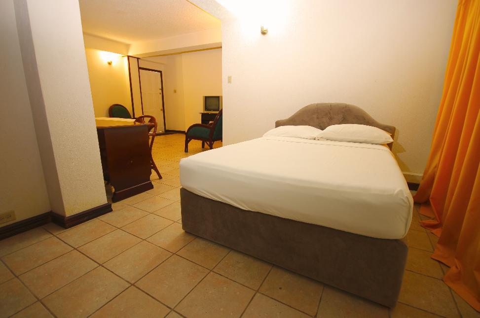 Brandsville Hotel Джорджтаун Екстериор снимка