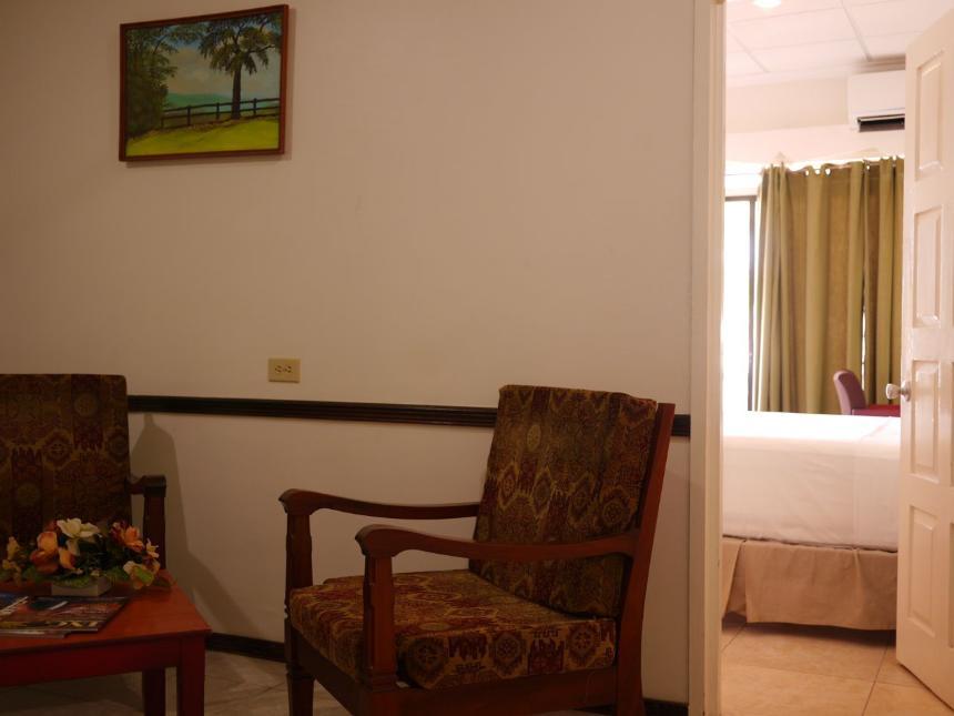 Brandsville Hotel Джорджтаун Екстериор снимка