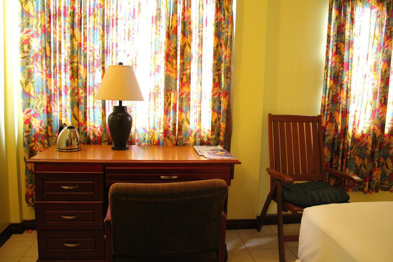 Brandsville Hotel Джорджтаун Екстериор снимка